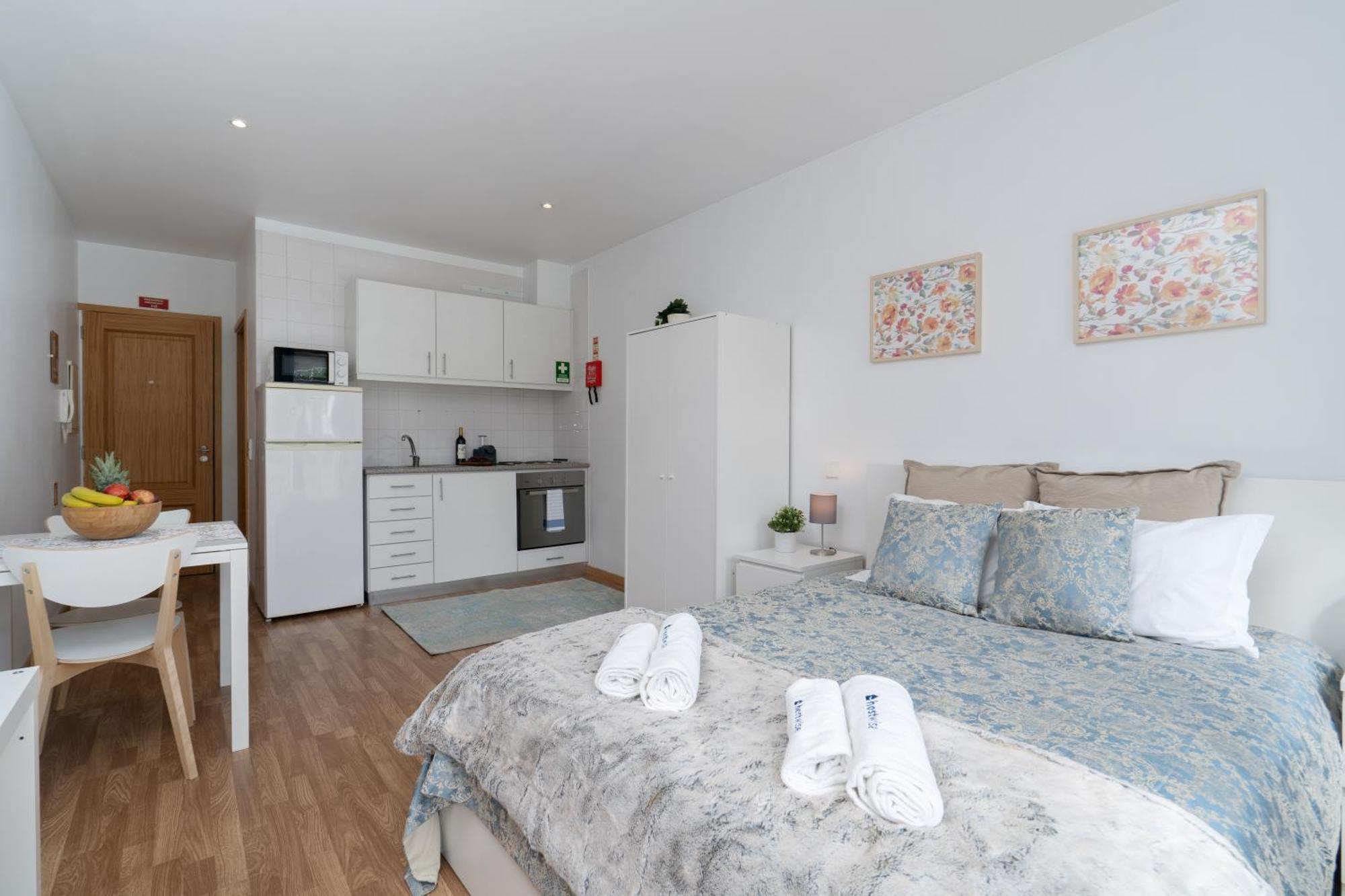 Host Wise - Enchanting Unique Flat - Ace Location * Oporto